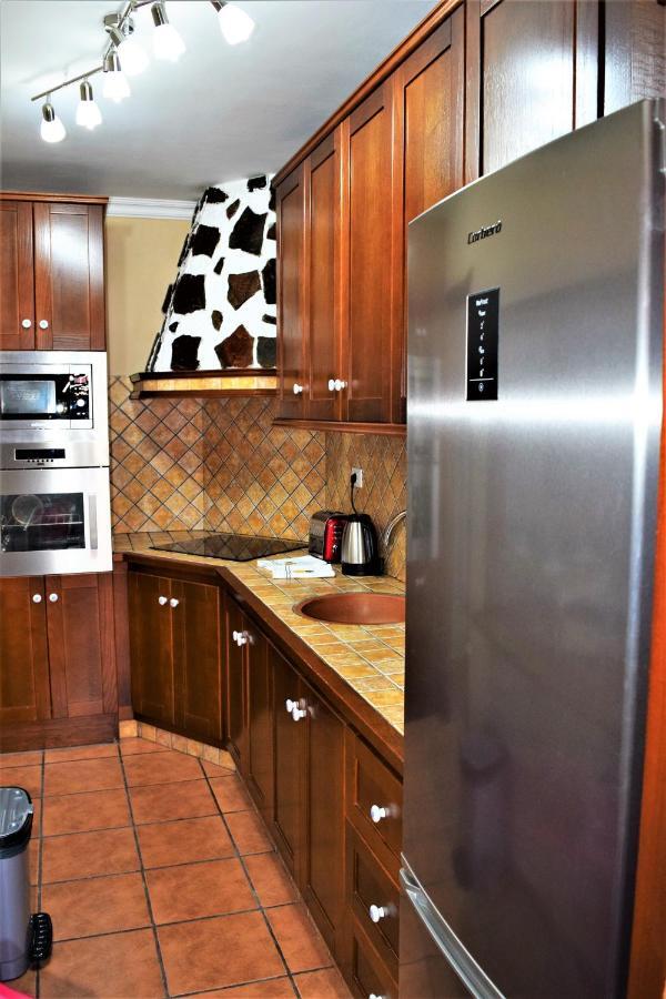 Victoria Family Apartman Tenerife Costa del Silencio Eksteriør billede