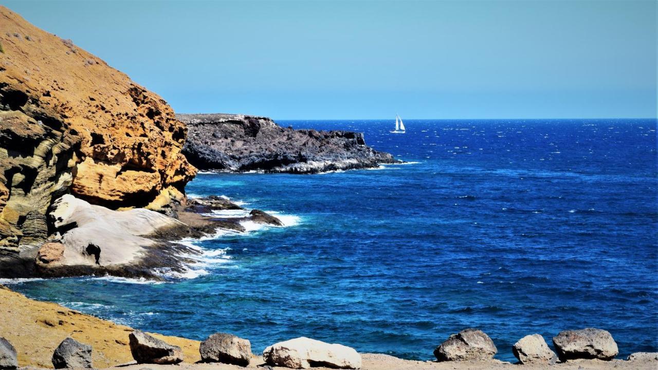 Victoria Family Apartman Tenerife Costa del Silencio Eksteriør billede