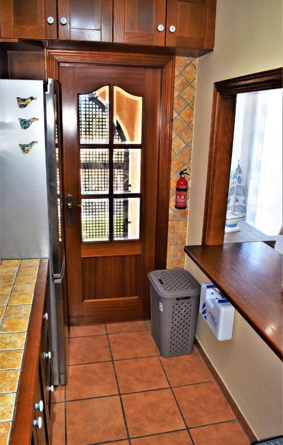 Victoria Family Apartman Tenerife Costa del Silencio Eksteriør billede
