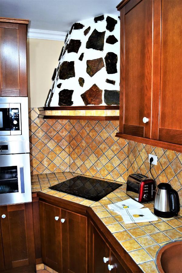 Victoria Family Apartman Tenerife Costa del Silencio Eksteriør billede